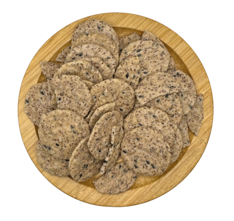 SESAME AND PEPPER RICE CRACKERS